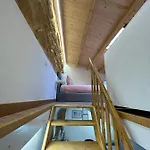 La Formica Apartment *